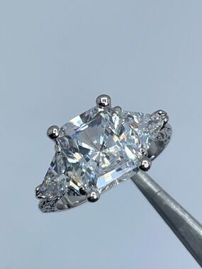 Swarovski Crystal Elements 3 Stone Diamond White Crystal Bridal Ring Sz 7 Silver